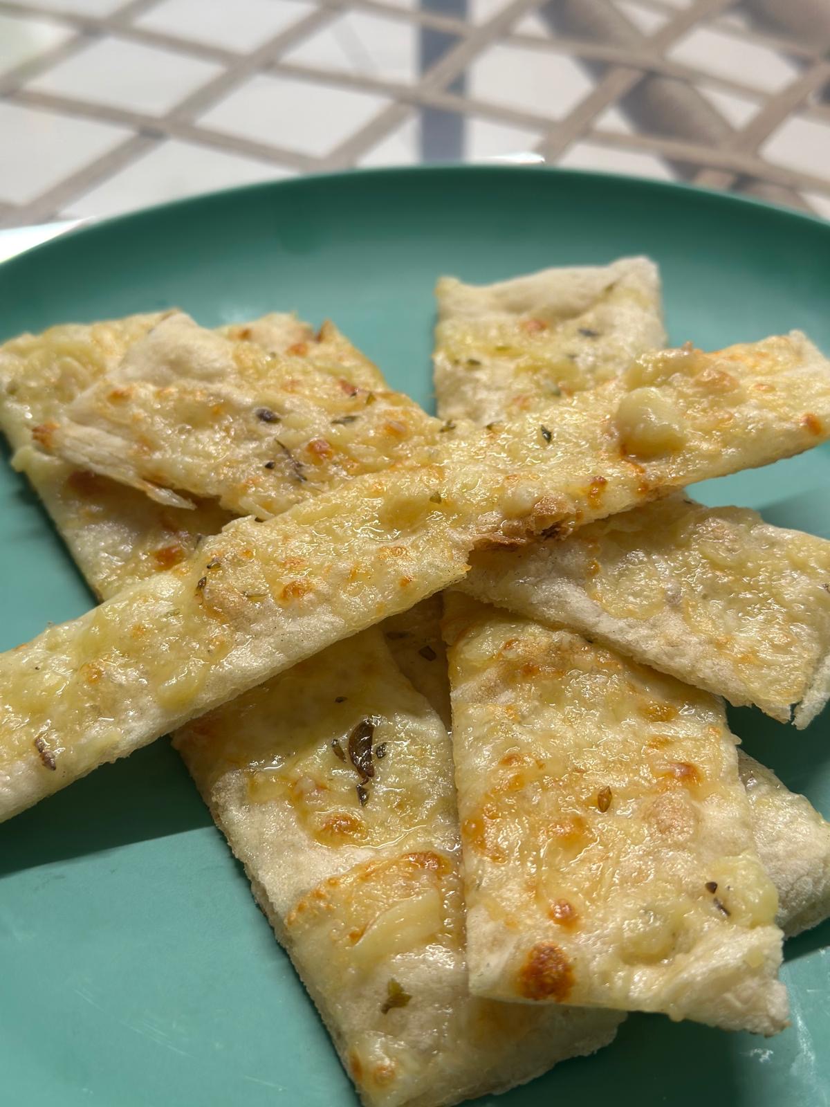 Pan de ajo casero